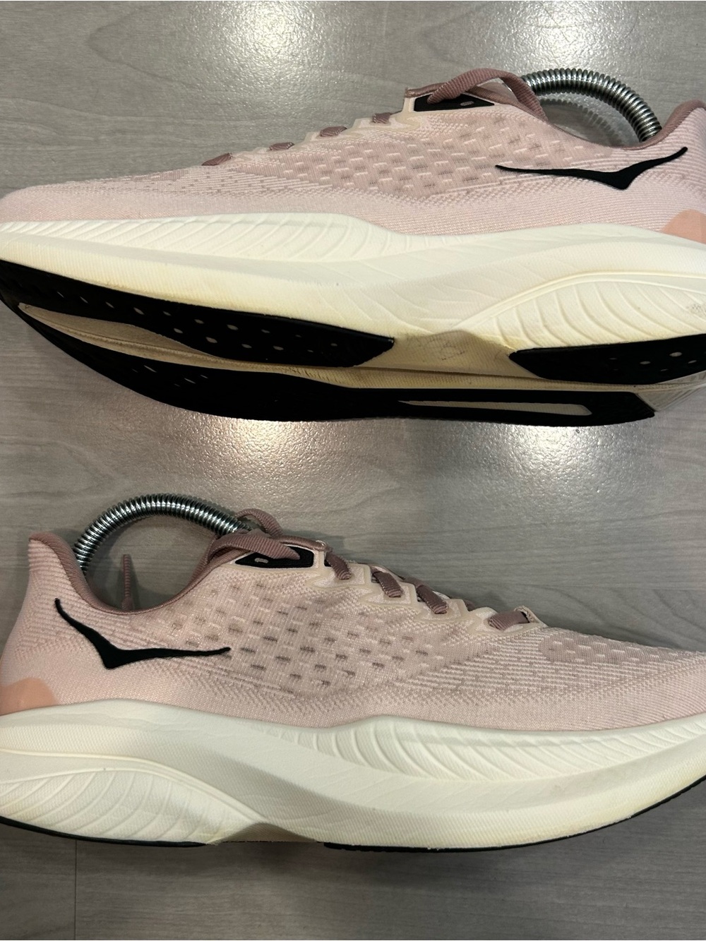Hoka One One Mach 6 Wmn Sz 9 Cosmic Pearl Pink Athletic Running Shoes Sneakers